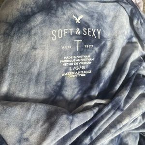 Large American Eagle shoulder-less Tank